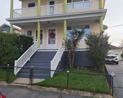 57 Maplewood Avenue 59, Cranston