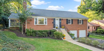 3616 N Glebe Rd, Arlington