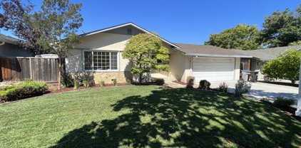2237 Wren Way, Campbell