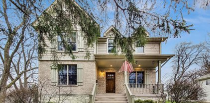 28 S Grant Street, Westmont