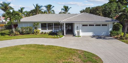 2042 Iowa Avenue Ne, St Petersburg