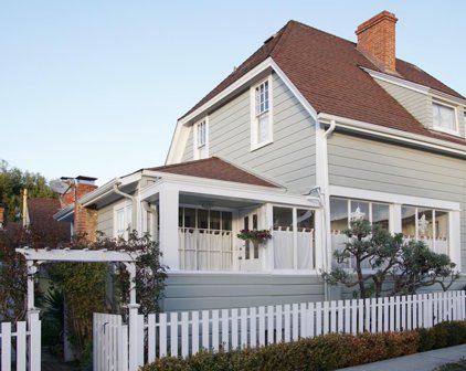 224-230 16th ST, Pacific Grove