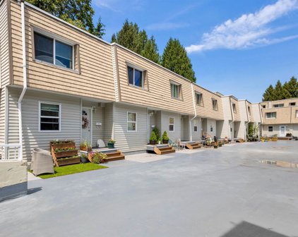 33293 E Bourquin Crescent Unit 2, Abbotsford