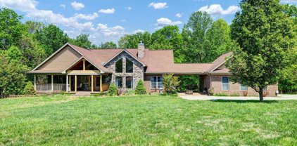 680 Timberline Dr, Shepherdsville