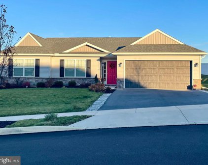114 Eagle Rd, Dillsburg