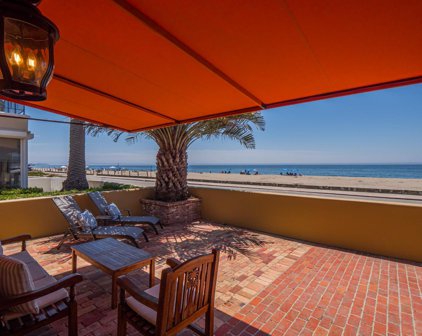 431 Beach DR, Aptos