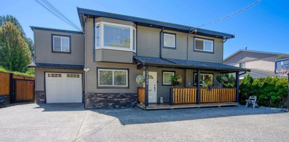 17964 58 Avenue, Surrey