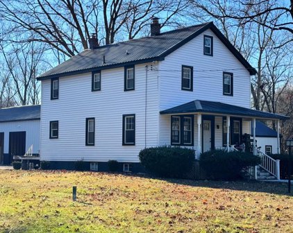 8067 Croom Rd, Upper Marlboro