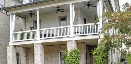 70 Commons Alley, Roswell