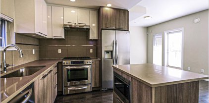 9350 University High Street Unit 404, Burnaby