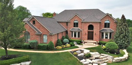 8065 GRAND OAKS, Washington Twp