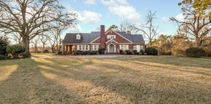 416 Dahlonega Street, Cumming
