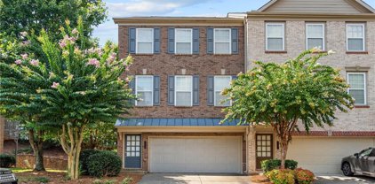5756 Pine Oak Drive, Norcross