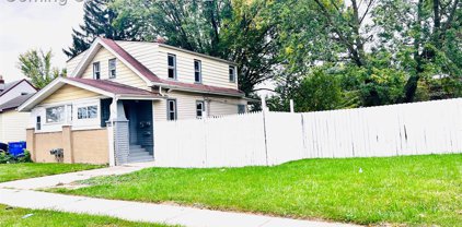 7568 HUDSON, Warren