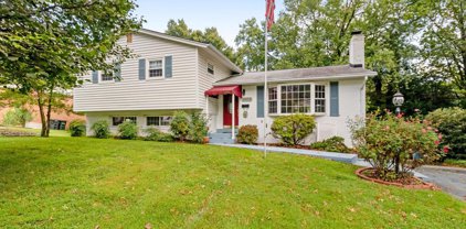 3504 Country Hill Dr, Fairfax