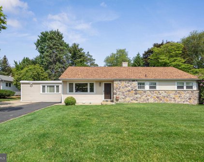 410 Yale Ave, Broomall