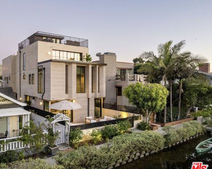 442  Sherman Canal, Venice