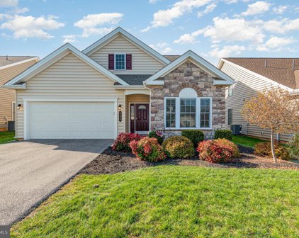 655 Republic Way, Mechanicsburg