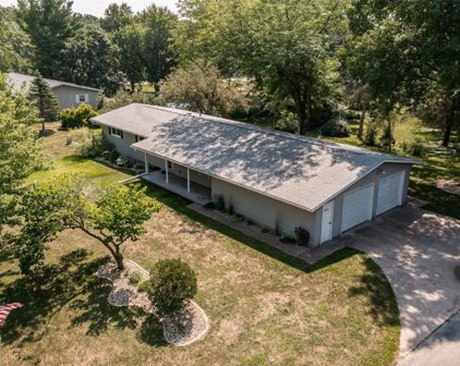 2621 Trail Ridge Nw Drive, Swisher