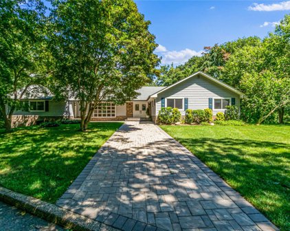 265 Oyster Bay Road, Mill Neck