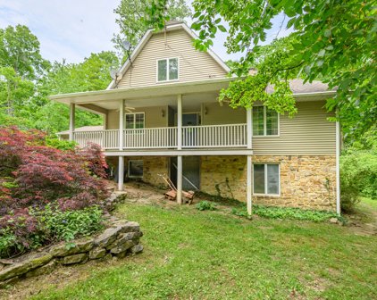 8850 Nineveh Road, Nineveh