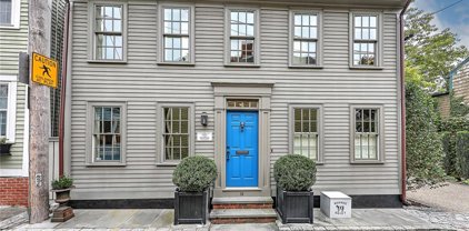 18 Dove Street, Providence