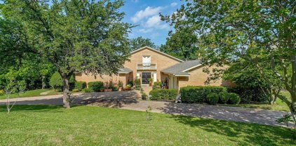 604 Candlewood  Road, Fort Worth