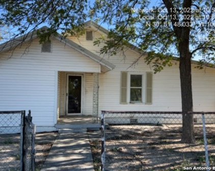 2 Brooks Ave, Eldorado