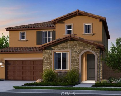 2218 Yuzu Street, Corona