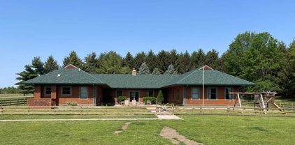 1643  Pleasant Plain  Road, Fairfield