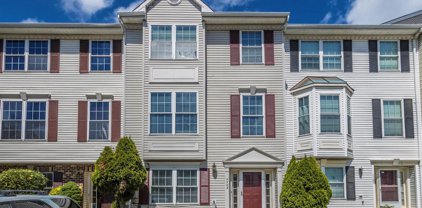 7702 Periwinkle   Way, Severn