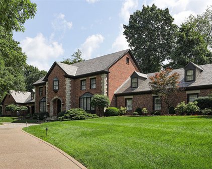 15 The Estate At 15 Hunt Club Lane, Fox Chapel