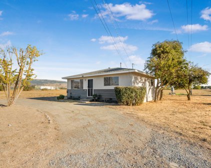 870 Fisher Avenue, Morgan Hill