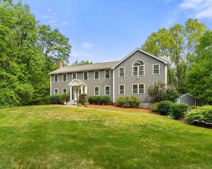 20 Teresa Rd, Hopkinton
