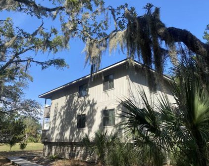 228 Sea Cloud Circle, Edisto Island