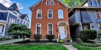 138 Lexington  Avenue, Buffalo City-140200