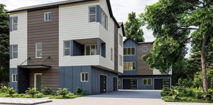 18032 2nd Avenue NE Unit #C, Shoreline