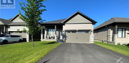 620 BRUXELLES Street, Embrun