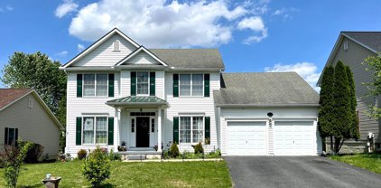 1016 Bexhill Dr, Frederick