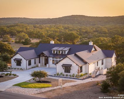 5970 Colin Ridge, New Braunfels