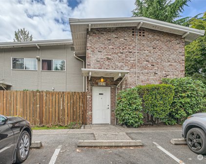 12252 SE 59th Street Unit #136, Bellevue