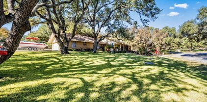 208 Elm Lodge Drive, Kingsland