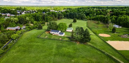 7287 Greenbrier Rd, Warrenton