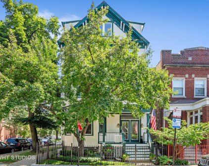 1701 W Henderson Street, Chicago