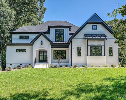 1221 Reverdy  Lane, Matthews