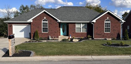 119 Tulip Dr, Bardstown