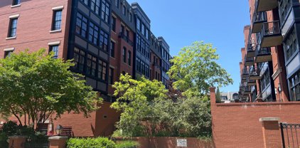 1610 N Queen St Unit #214, Arlington