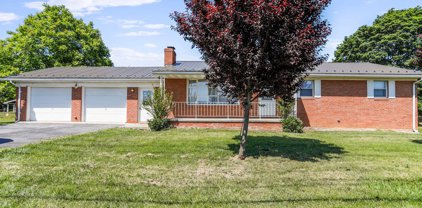 135 Musselman Dr, Inwood