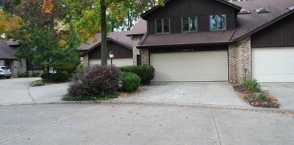 20522 Hilliard Boulevard, Rocky River