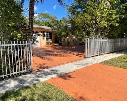 185 Ne 120th St, North Miami